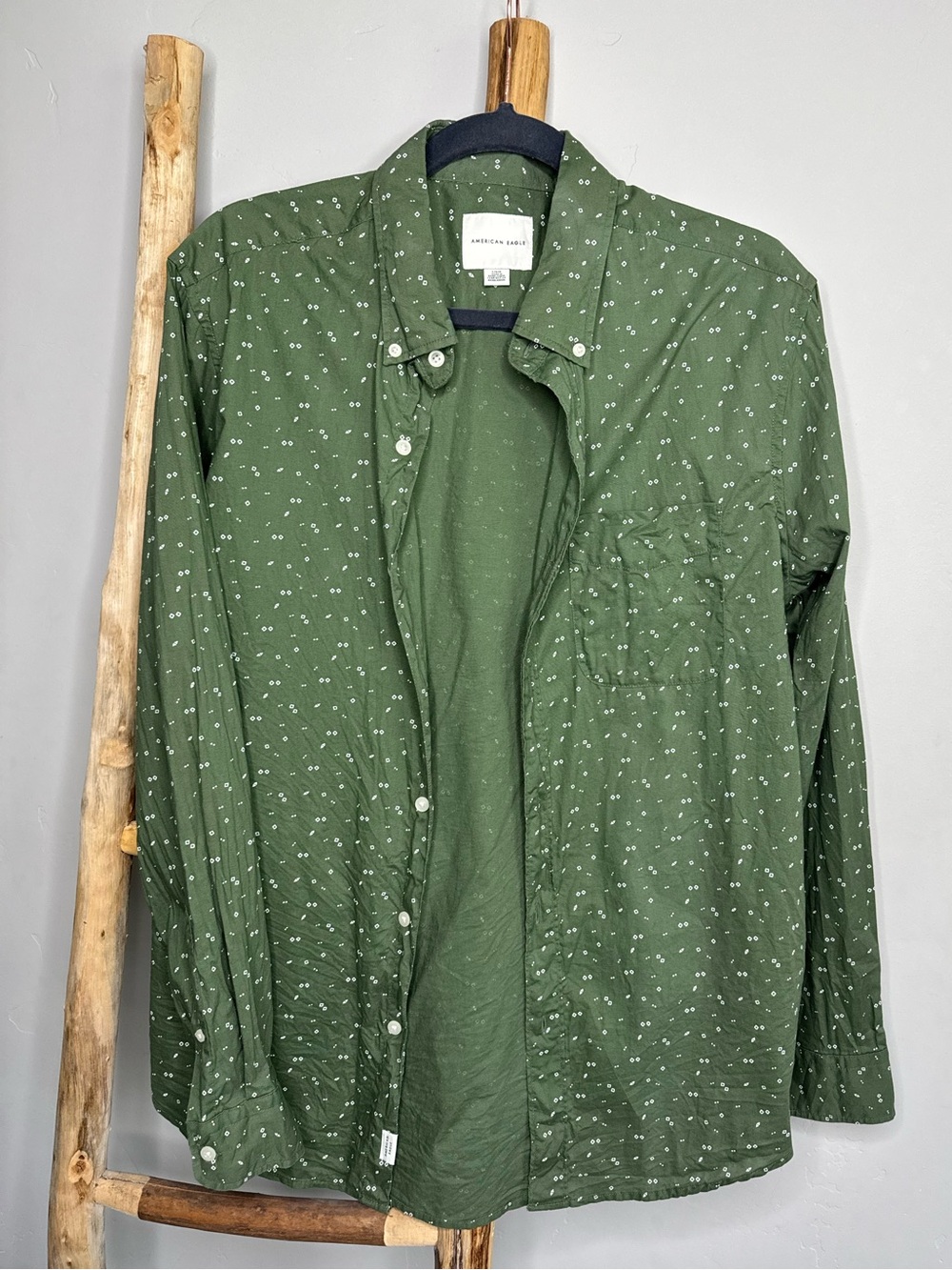 American Eagle Olive Green Button-Up with White Micro Diamond Print